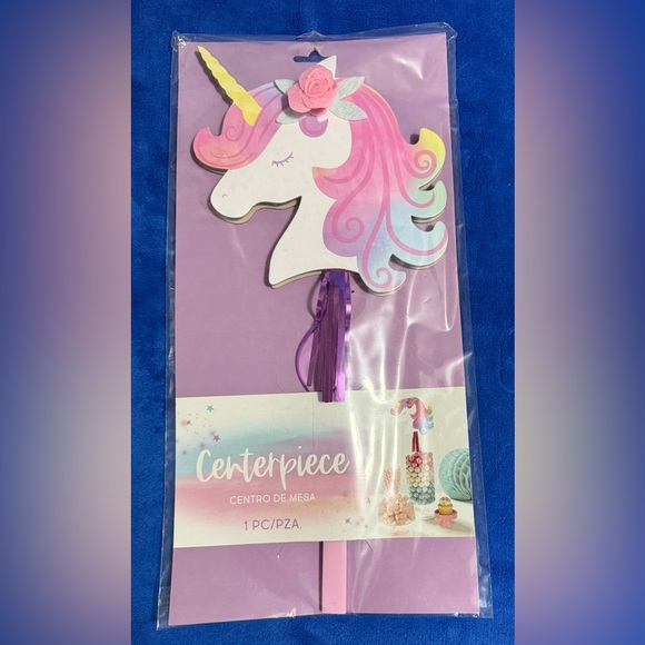 New Unicorn Party Supplies Bundle - Center Piece Hanging Decor And More - Picture 6 of 9